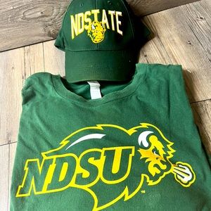 NDSU Bisons, Top of the World T-Shirt & Cap Set Size Men’s 2XL Carson Wentz #11